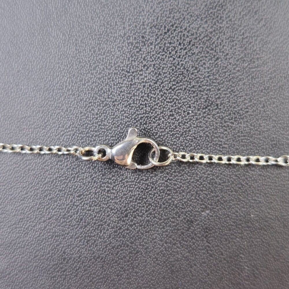 Sapphire Crystal Teardrop Pendant 17.5" Necklace With Horseshoe Bail (NWOT) - Picture 5 of 5